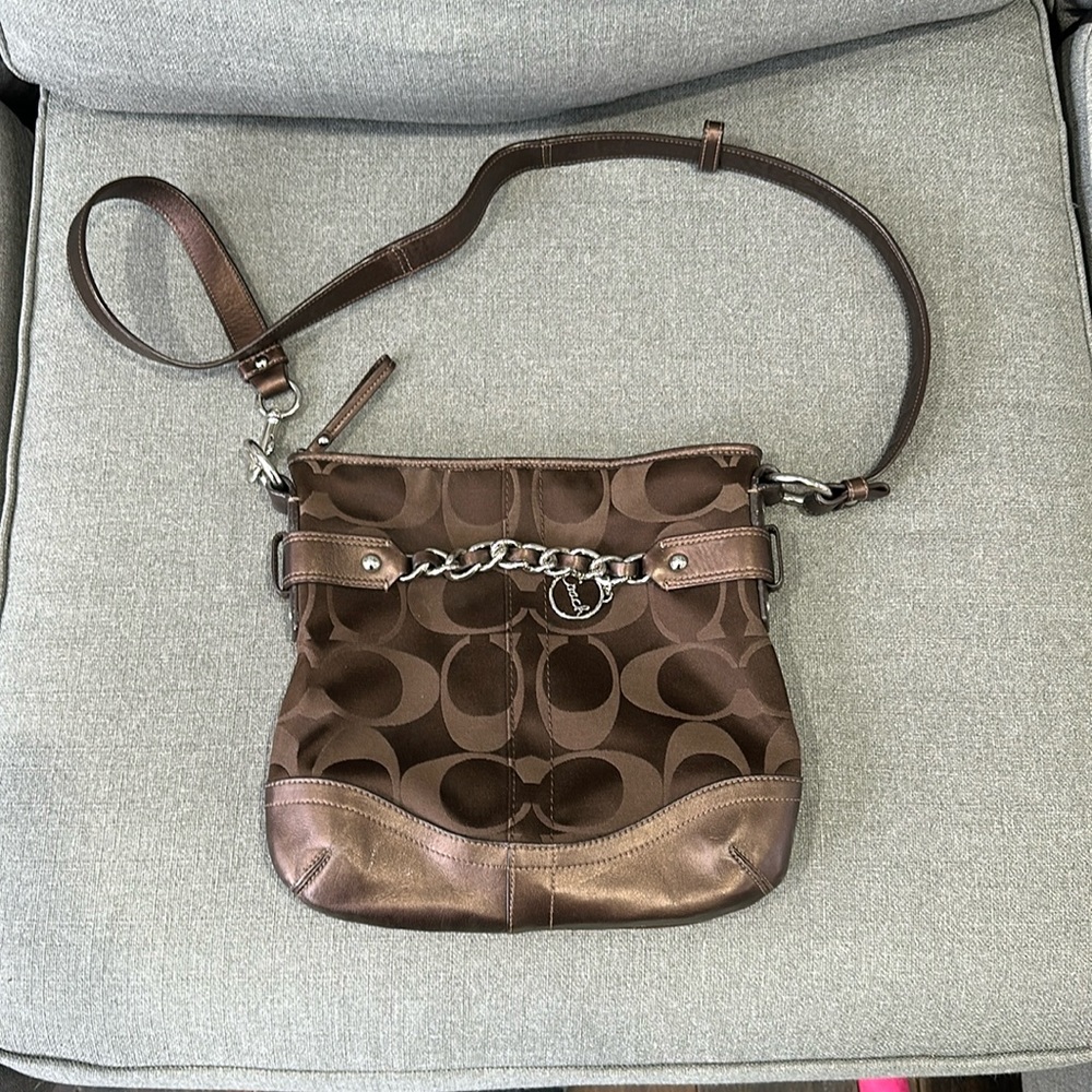 Coach Shoulder Bag F19730 Brown
